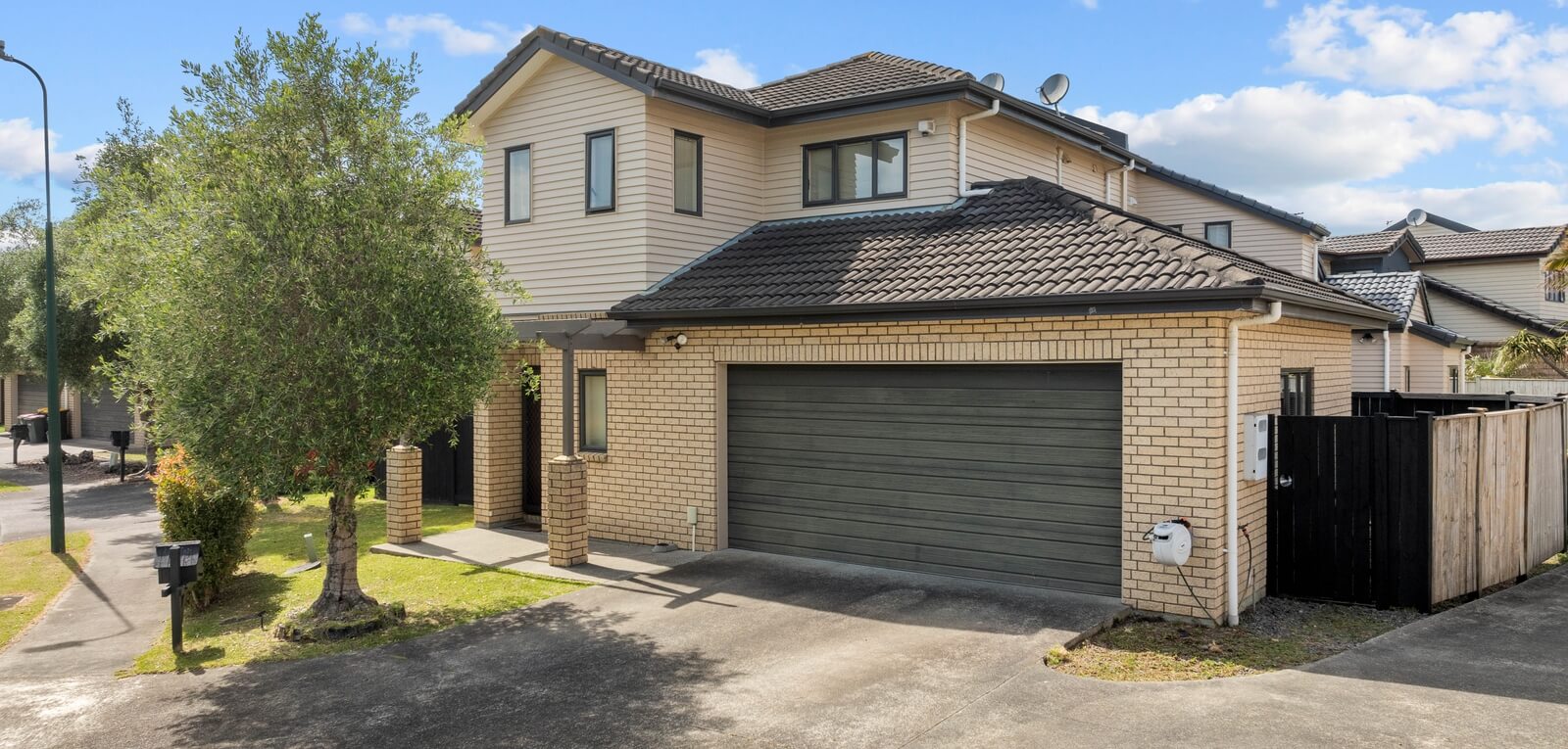 76 Skip Lane, East Tamaki – Sold by Eric Wu Team Eric Wu Ray White