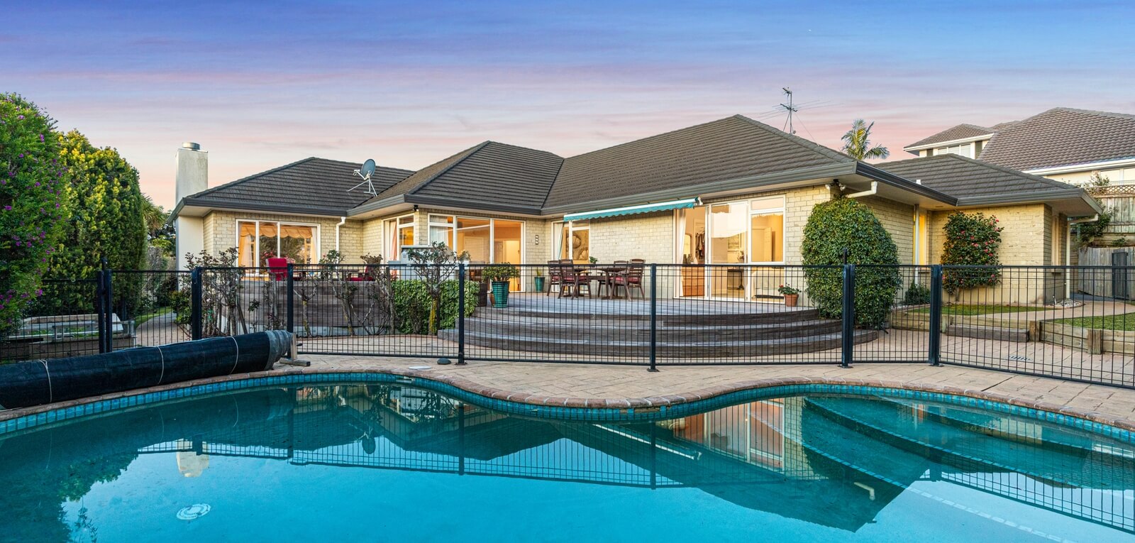 47 Anaheim Boulevard, Shamrock Park